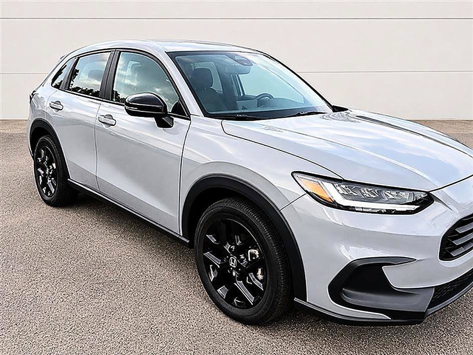 Used 2024 Honda HR-V Sport image 9