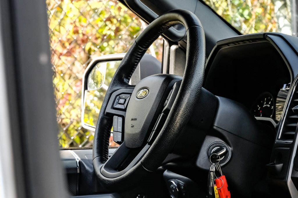 Used 2016 Ford F150 XLT w/ Equipment Group 302A Luxury image 16