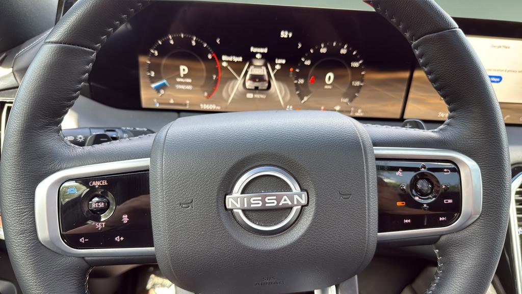Used 2025 Nissan Armada Platinum AWD/4WD image 18