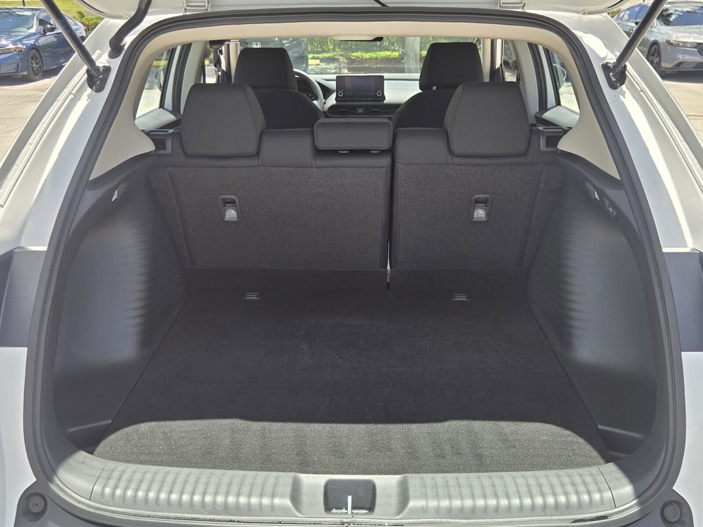 Certified 2023 Honda HR-V LX image 15