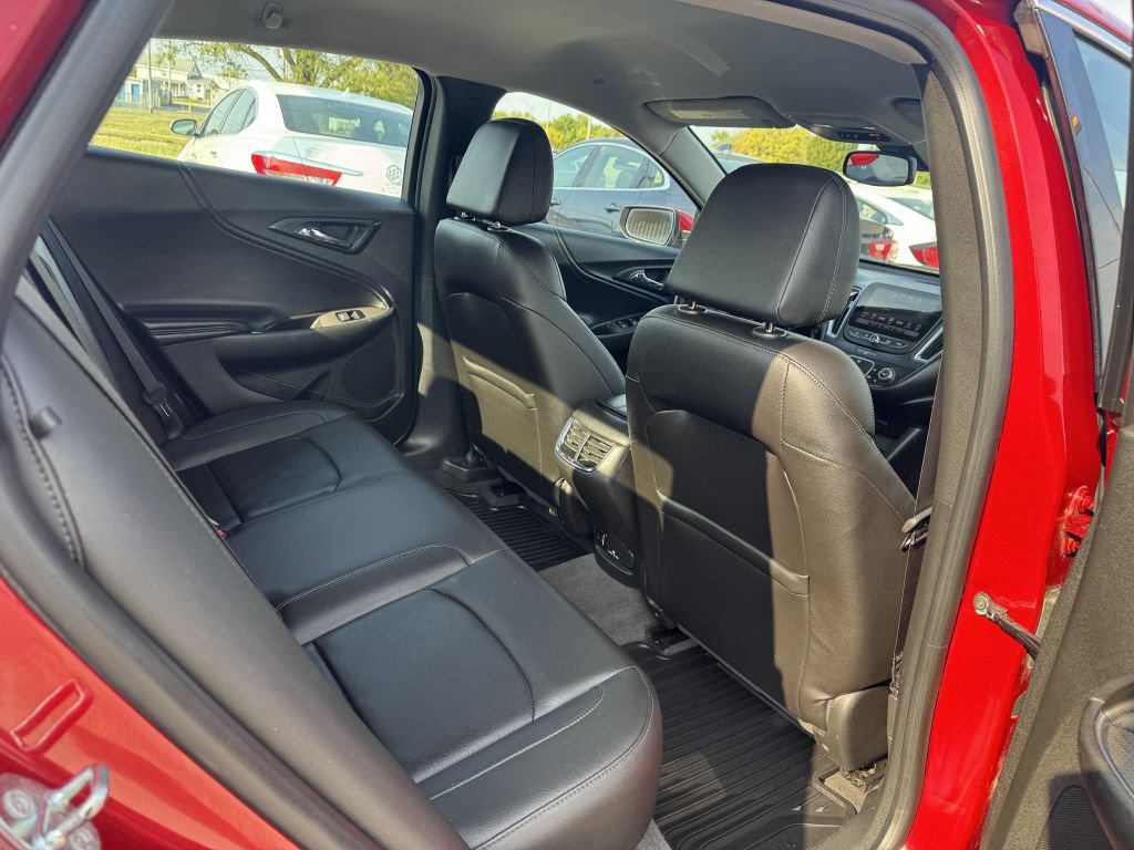 Used 2016 Chevrolet Malibu LT w/ Leather Package image 15