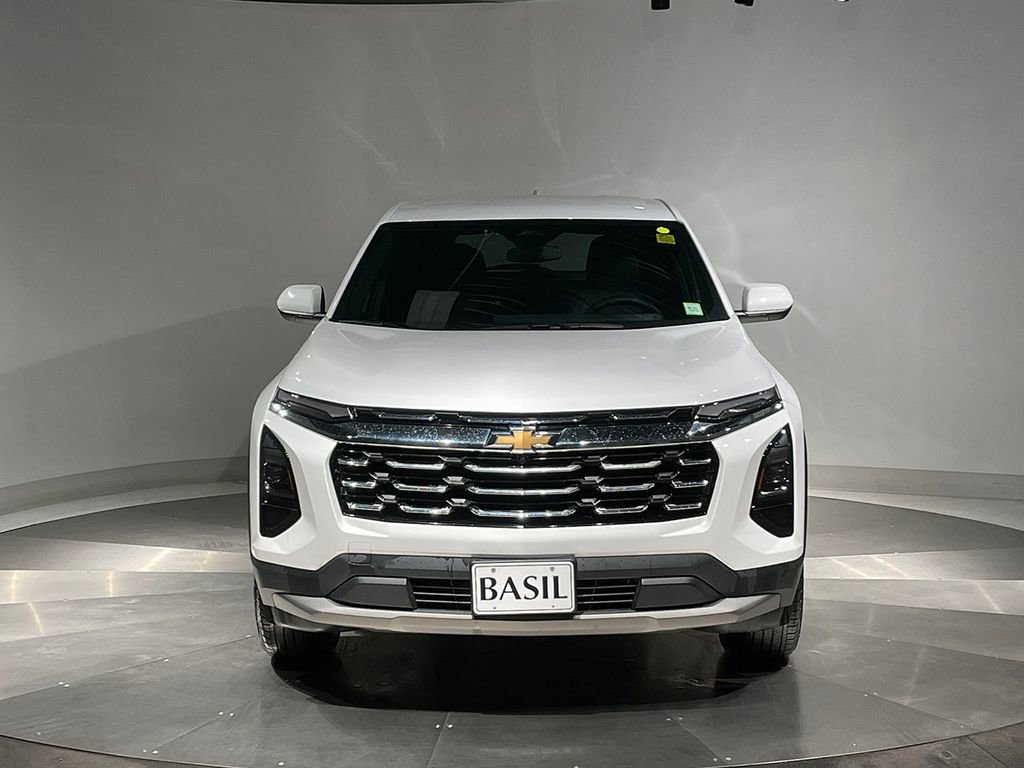 Used 2026 Chevrolet Equinox LT w/ Convenience Package II image 9