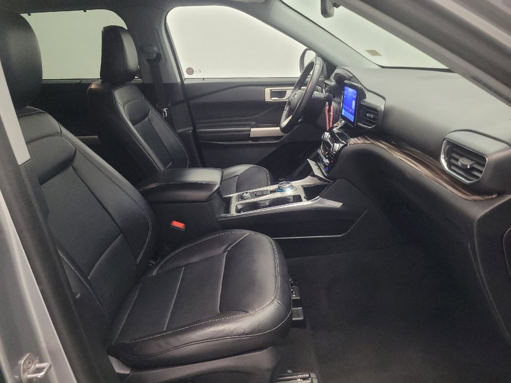 Used 2023 Ford Explorer Limited image 21