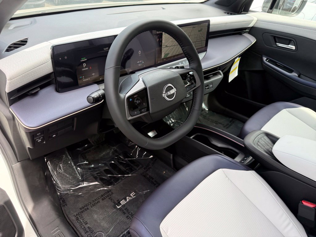 New 2026 Nissan Leaf SV Plus w/ Floor Mat Package (SV+) FWD image 11