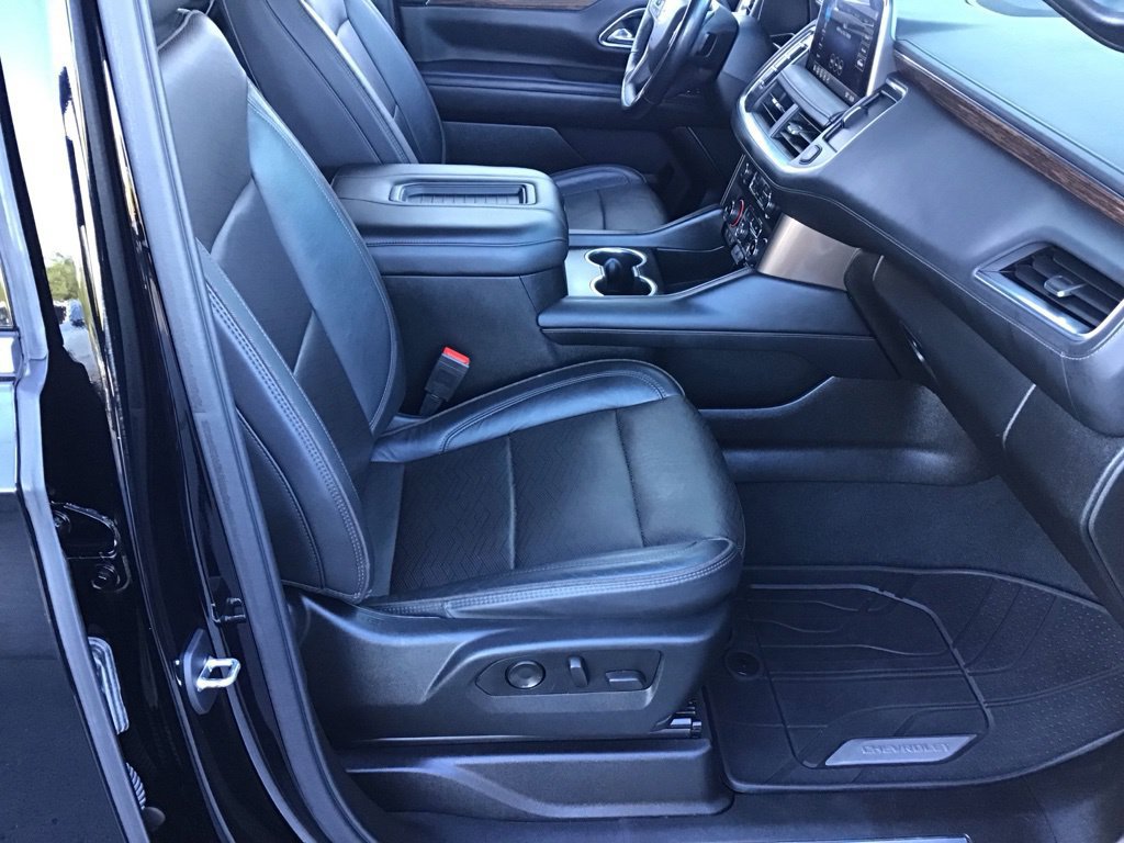 Used 2021 Chevrolet Tahoe High Country w/ Premium Package AWD/4WD image 11