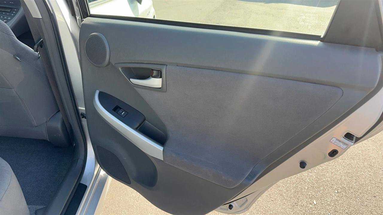 Used 2010 Toyota Prius Two FWD image 27