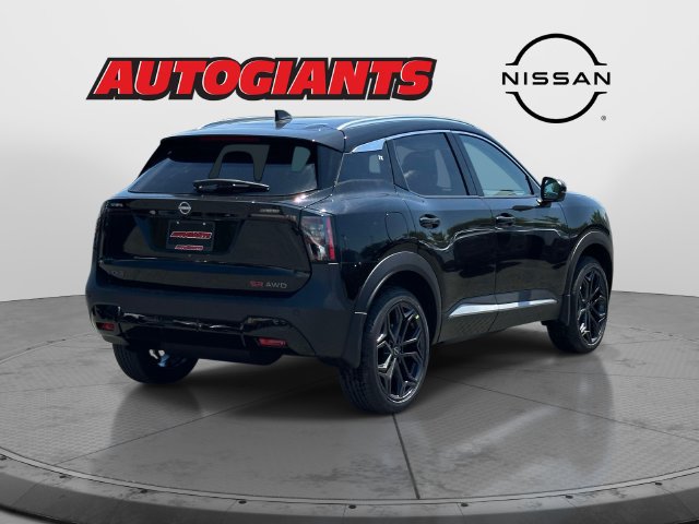 New 2026 Nissan Kicks SR w/ SR Premium Package AWD/4WD image 2
