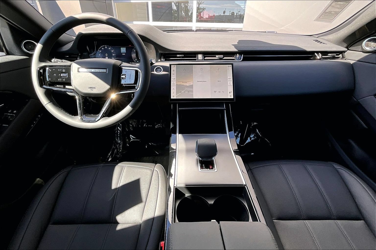New 2026 Land Rover Range Rover Evoque S AWD/4WD image 5
