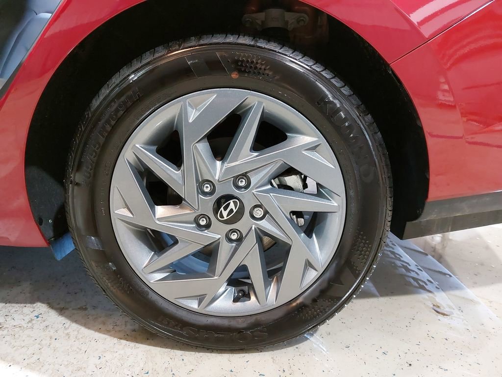 Certified 2025 Hyundai Elantra Blue image 35