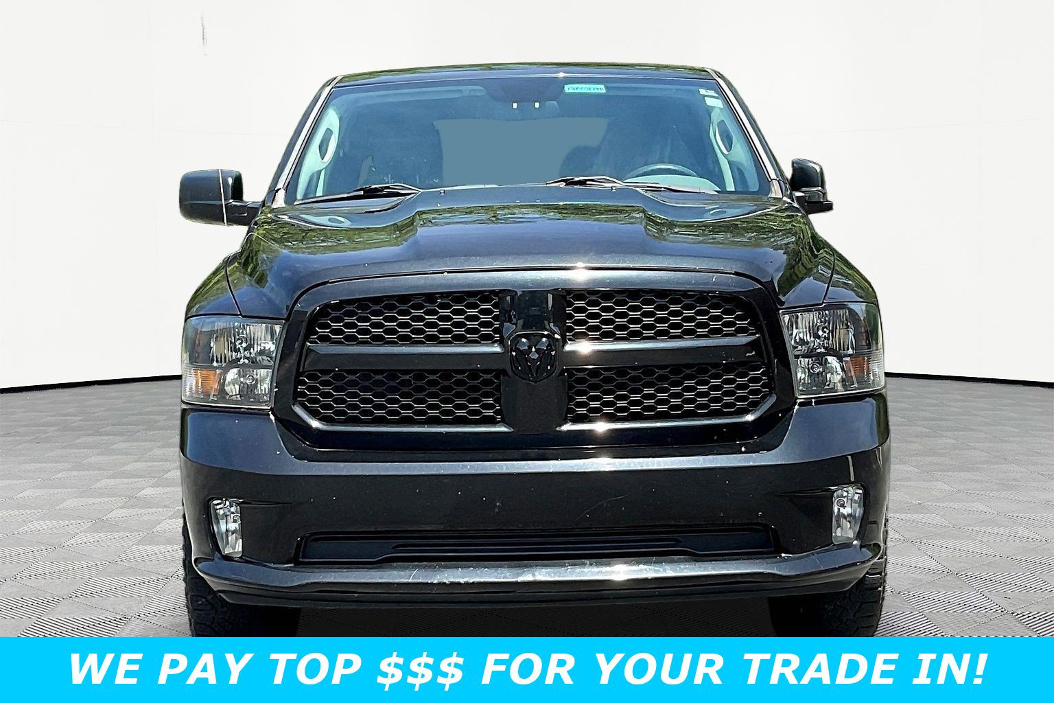 Used 2017 RAM 1500 Express w/ Black Ram 1500 Express Group AWD/4WD image 2