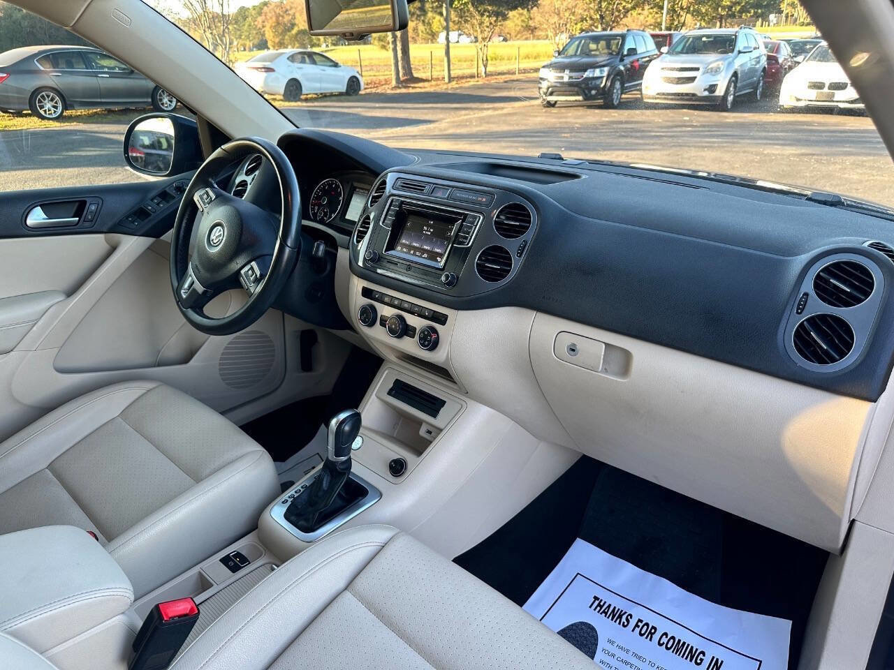 Used 2016 Volkswagen Tiguan S image 32