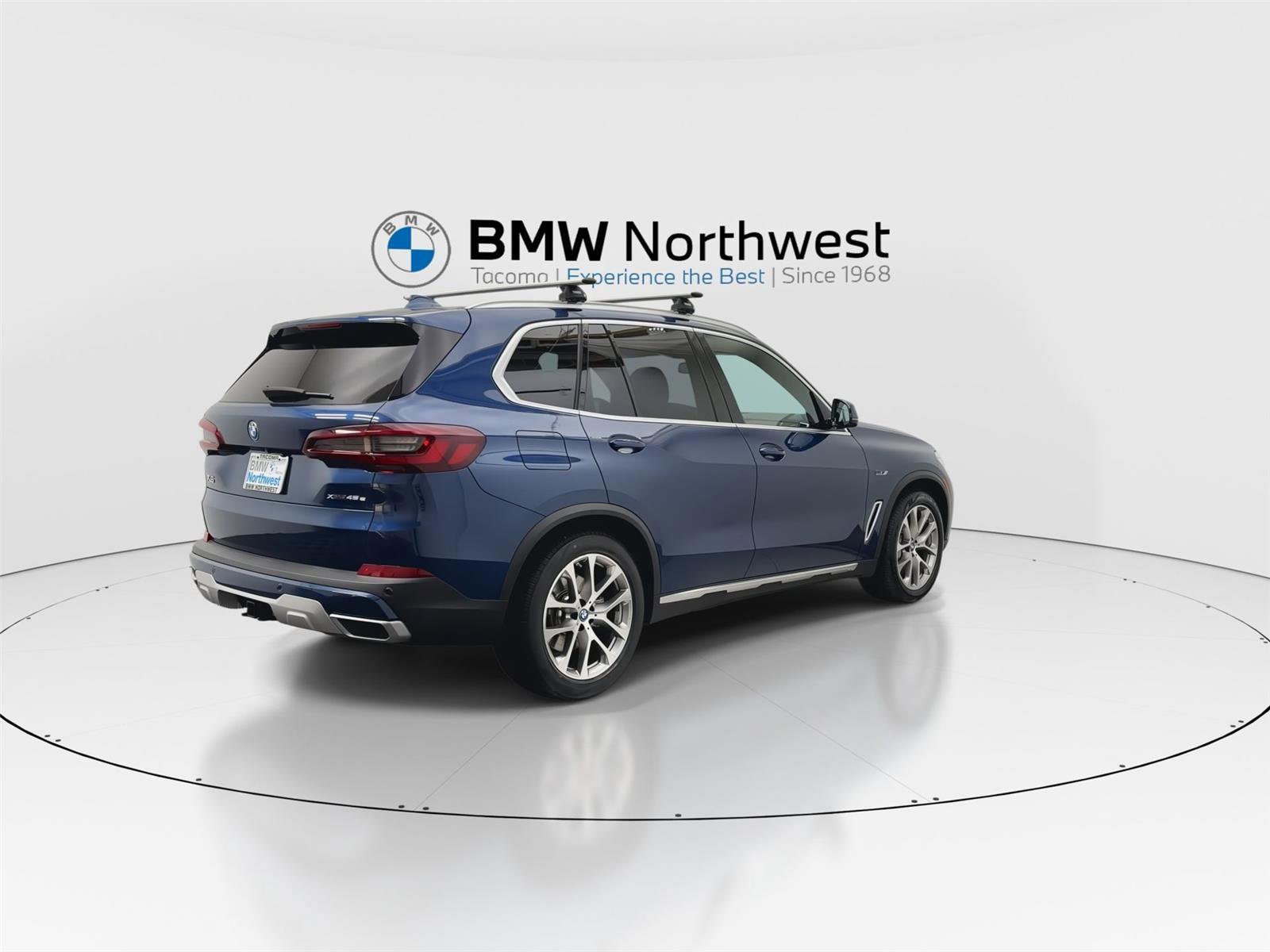 Used 2022 BMW X5 xDrive45e w/ Climate Comfort Package image 3