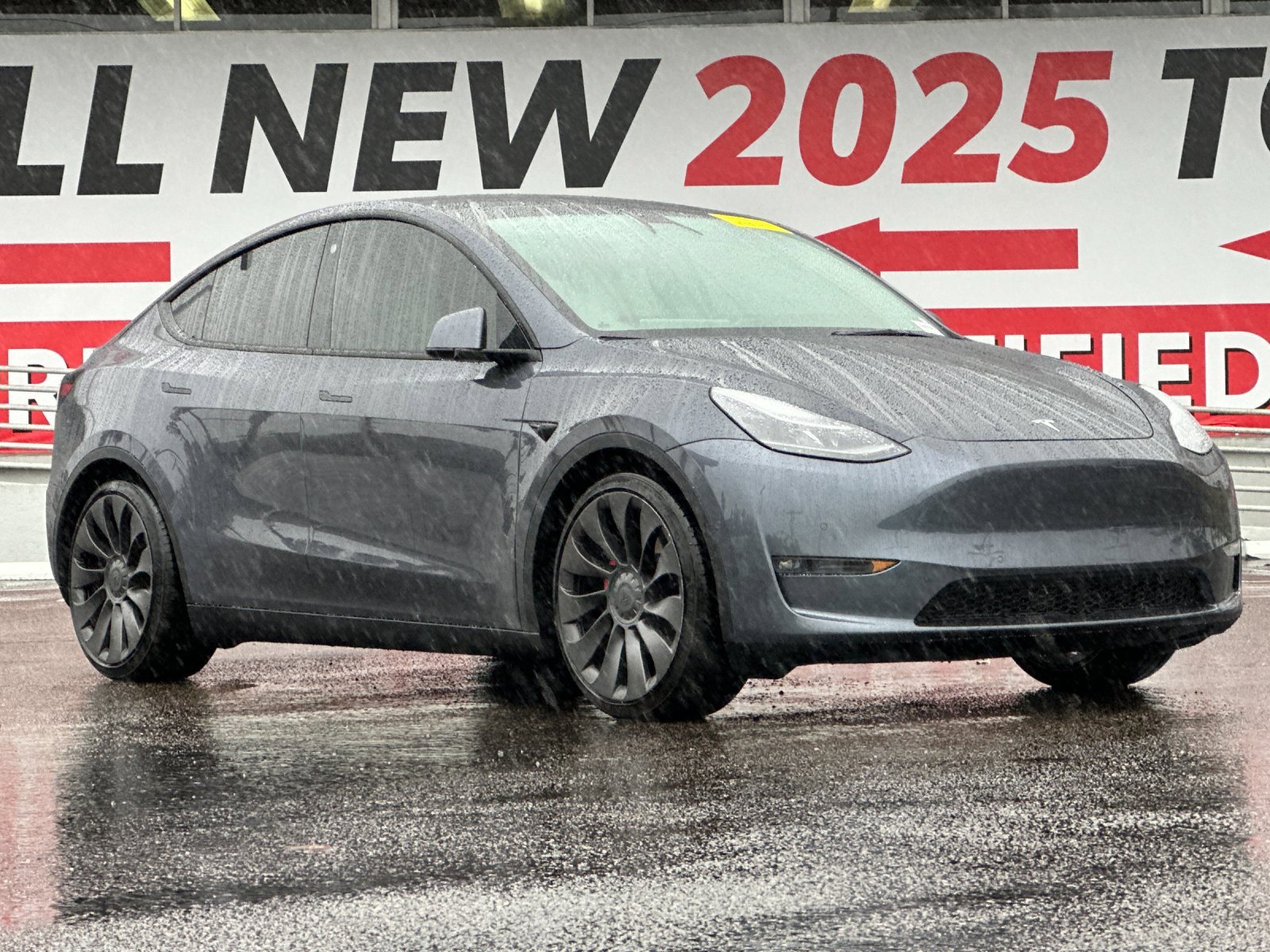 Used 2022 Tesla Model Y Performance image 8