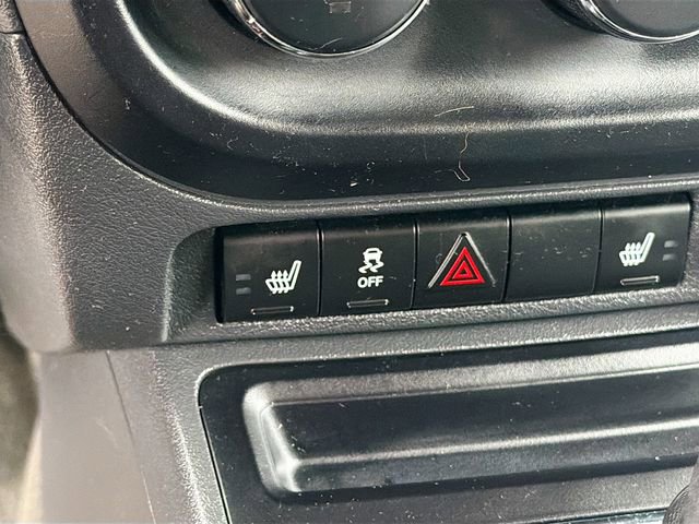 Used 2016 Jeep Patriot Latitude image 17