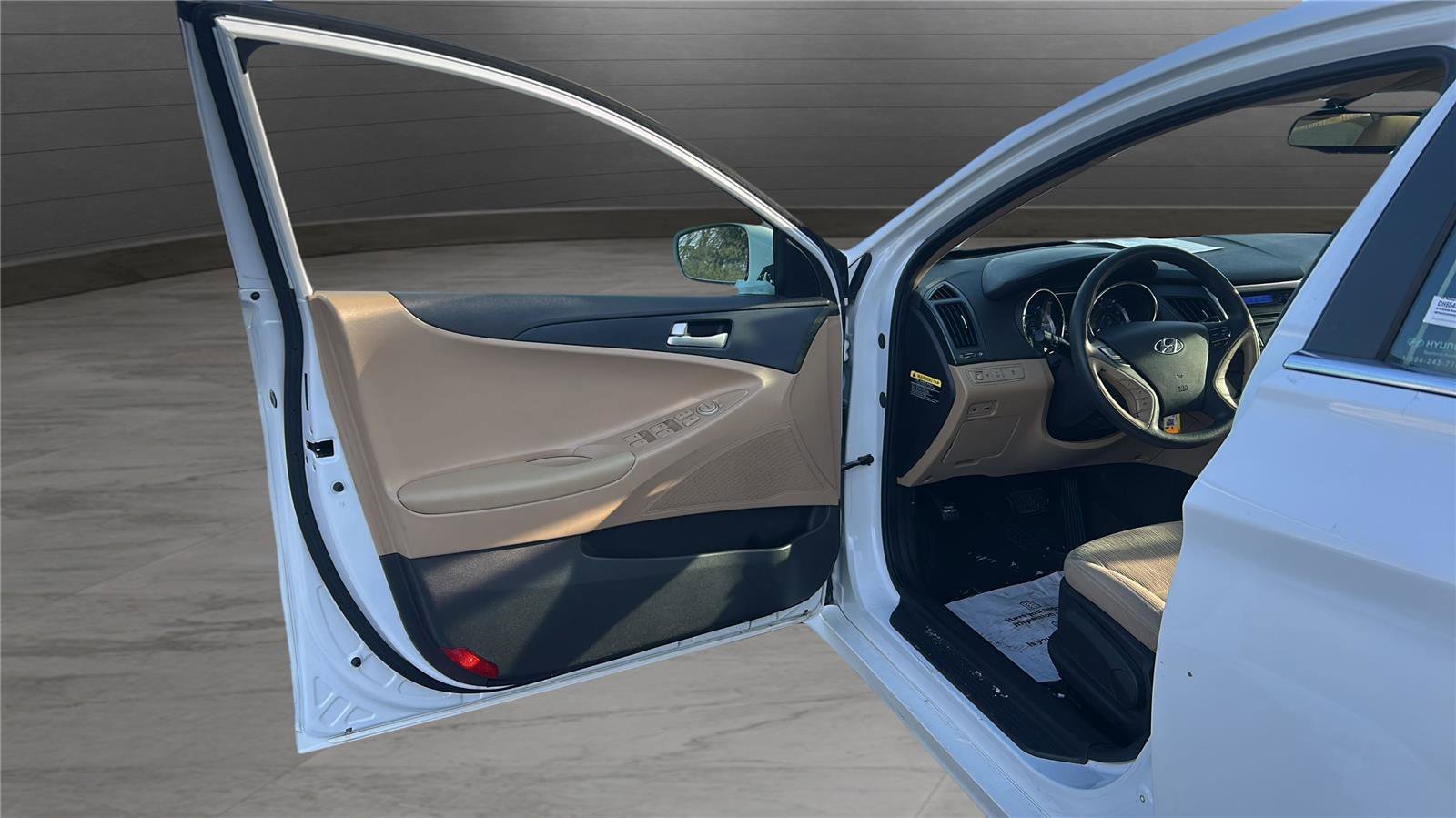 Used 2013 Hyundai Sonata GLS image 21