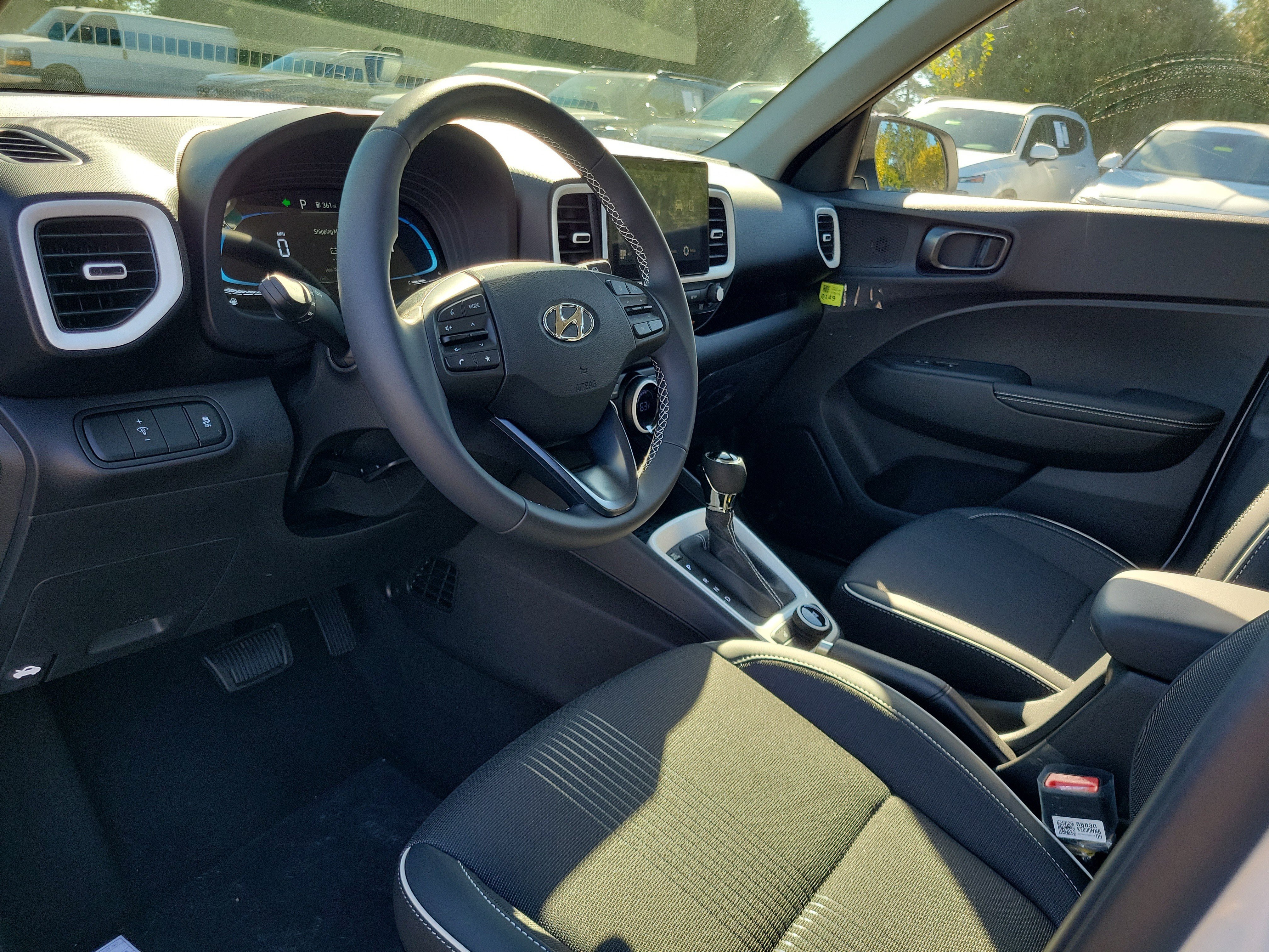 New 2026 Hyundai Venue SEL FWD image 19