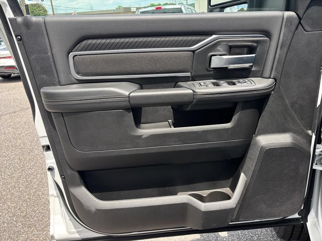 Used 2026 RAM 2500 Big Horn AWD/4WD image 8