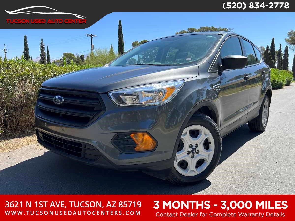 Used 2017 Ford Escape S FWD image 1