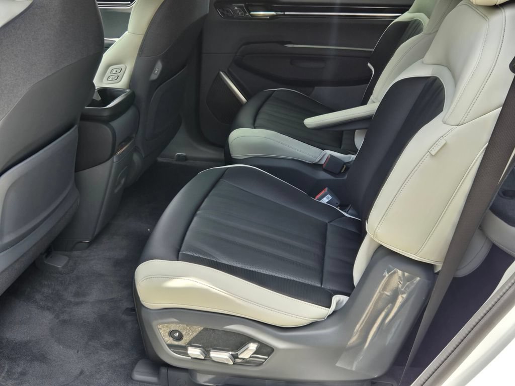 New 2026 Kia EV9 GT-Line AWD/4WD image 8