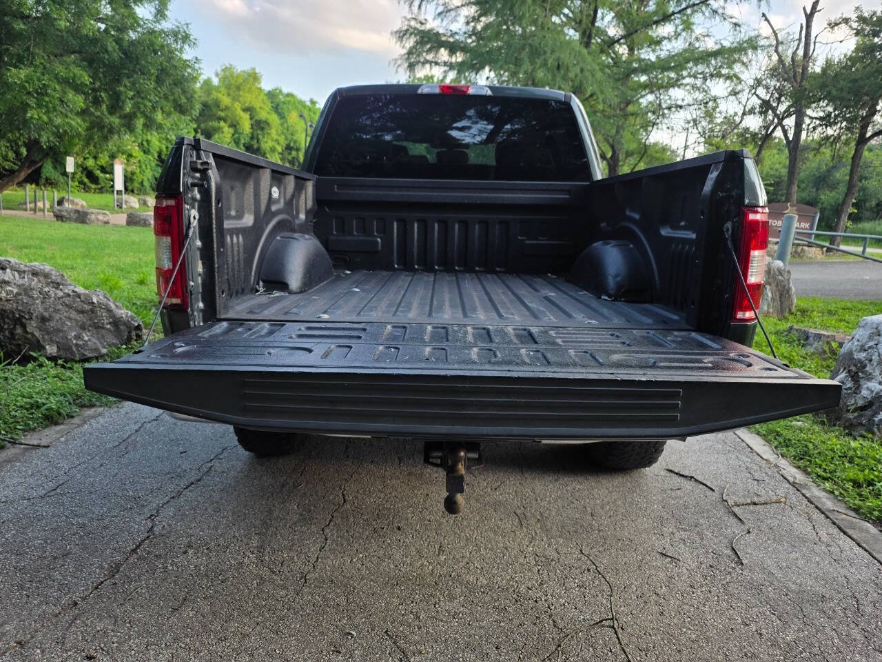 Used 2018 Ford F150 XLT AWD/4WD image 20