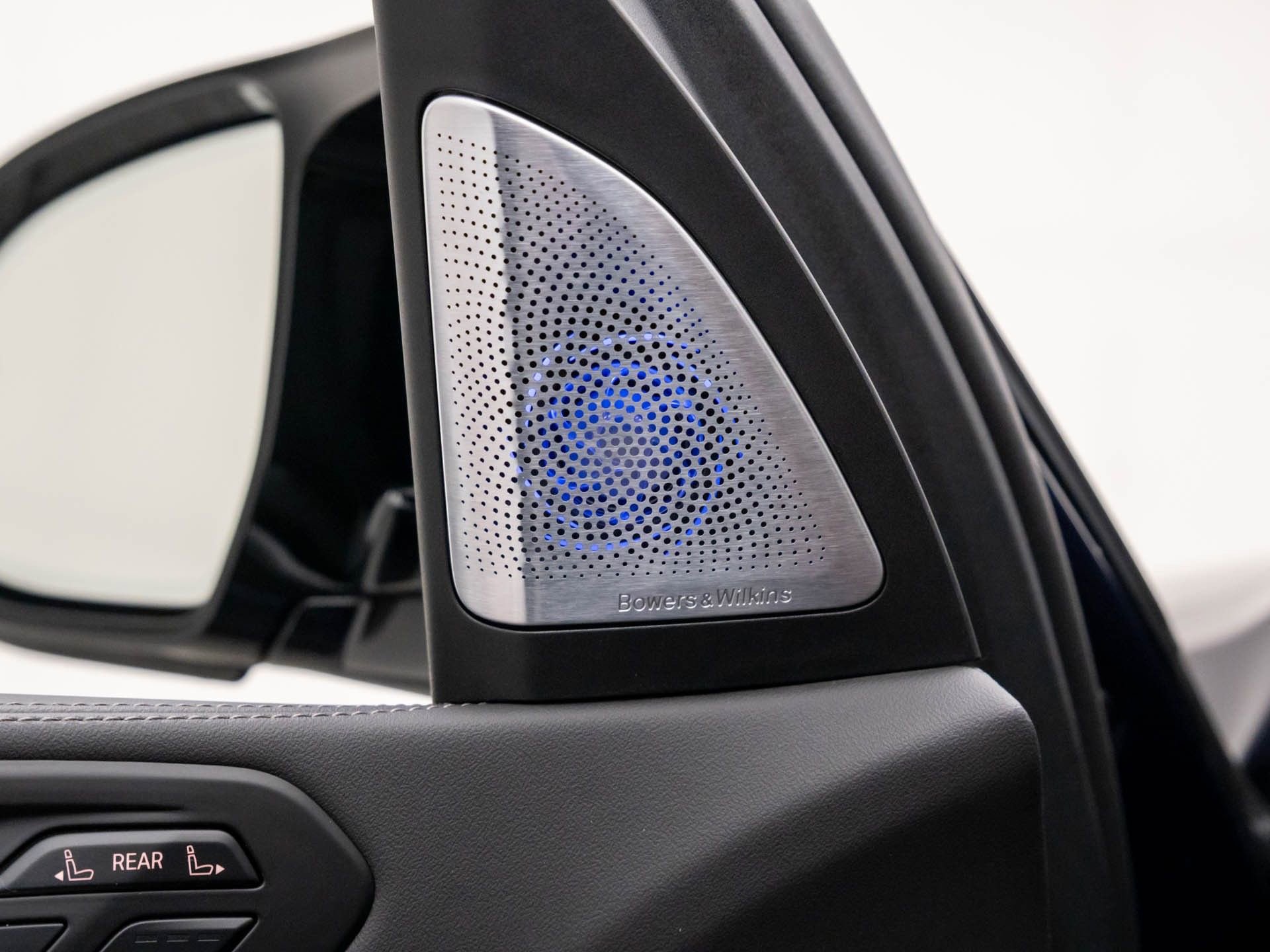 Used 2025 BMW X7 M60i image 14