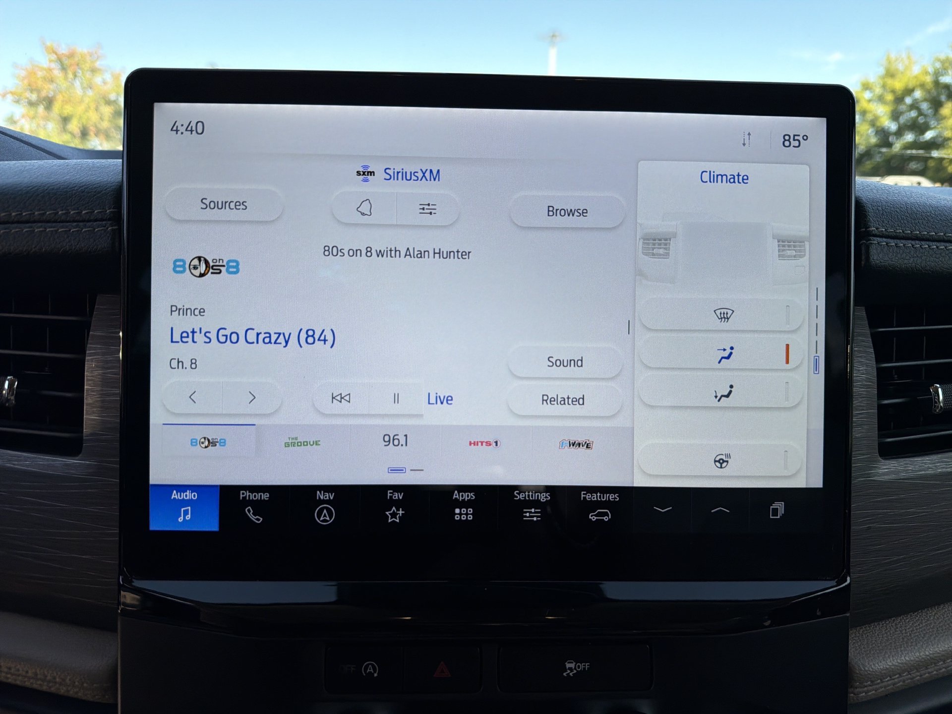 Used 2024 Ford Expedition Max Limited AWD/4WD image 4
