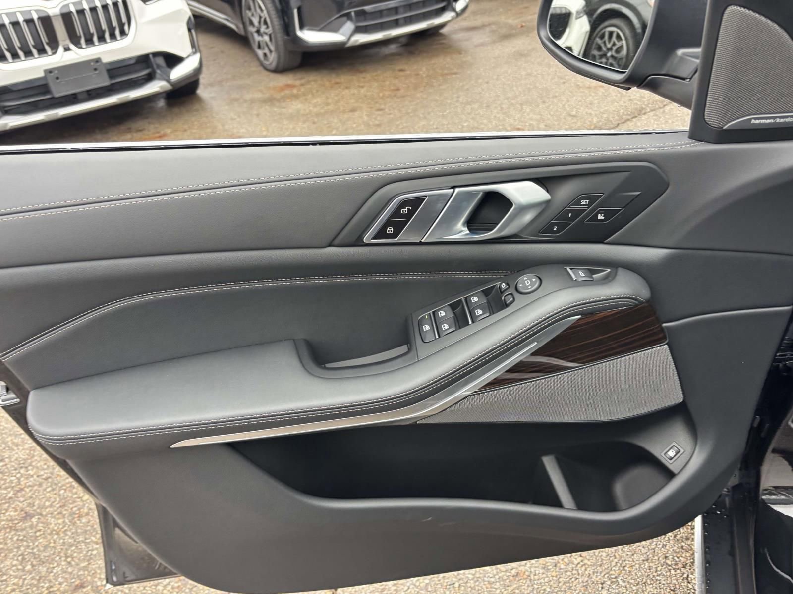 New 2026 BMW X5 xDrive50e w/ Climate Comfort Package image 11