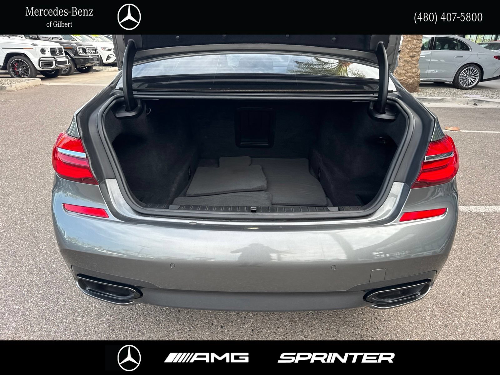 Used 2019 BMW 750i w/ Executive Package RWD image 7