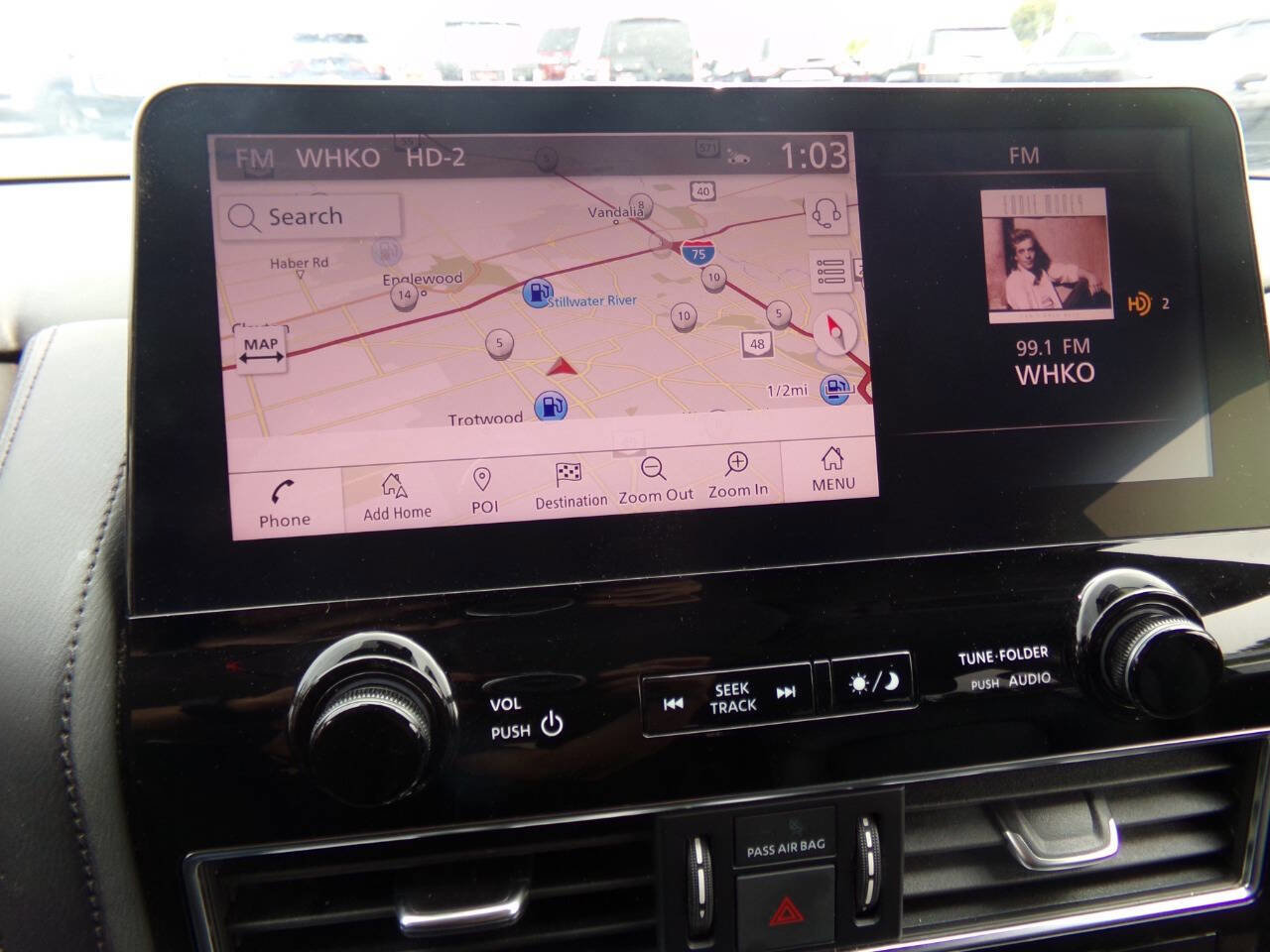 Used 2023 Nissan Armada SV image 71