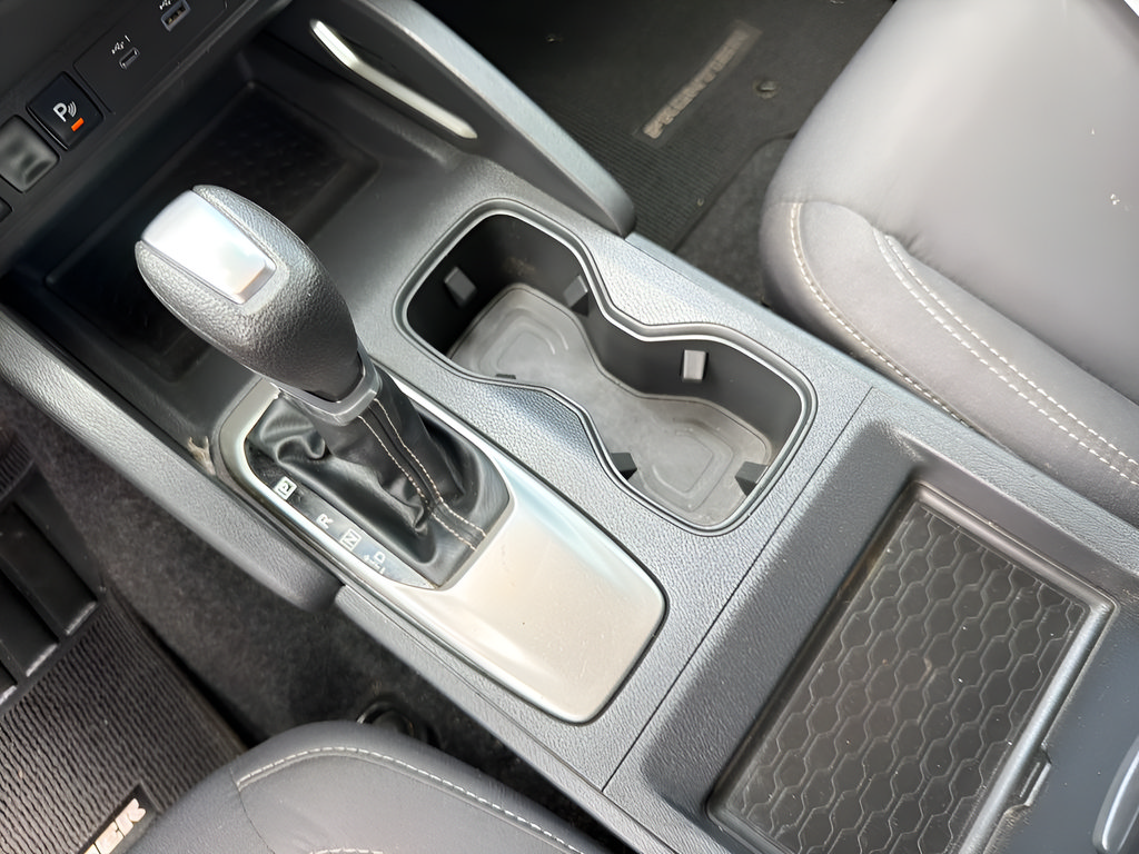 Certified 2025 Nissan Frontier SV RWD image 34
