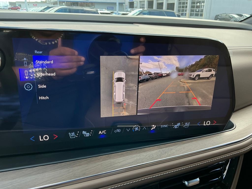 New 2026 Chevrolet Suburban High Country image 20