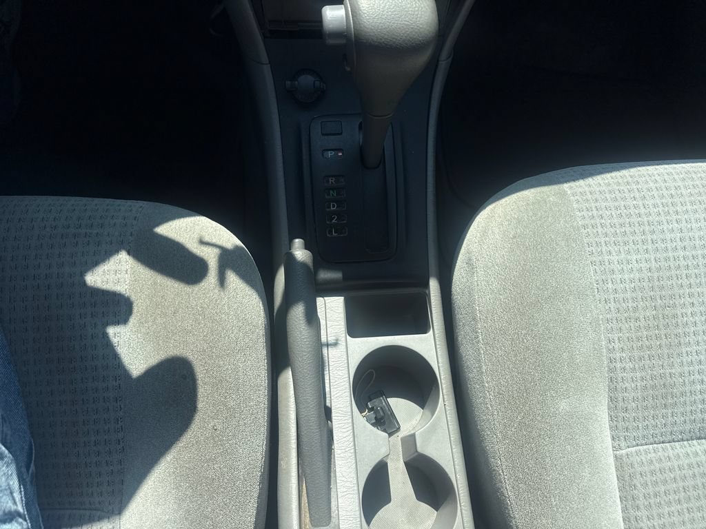 Used 2005 Toyota Corolla FWD image 23