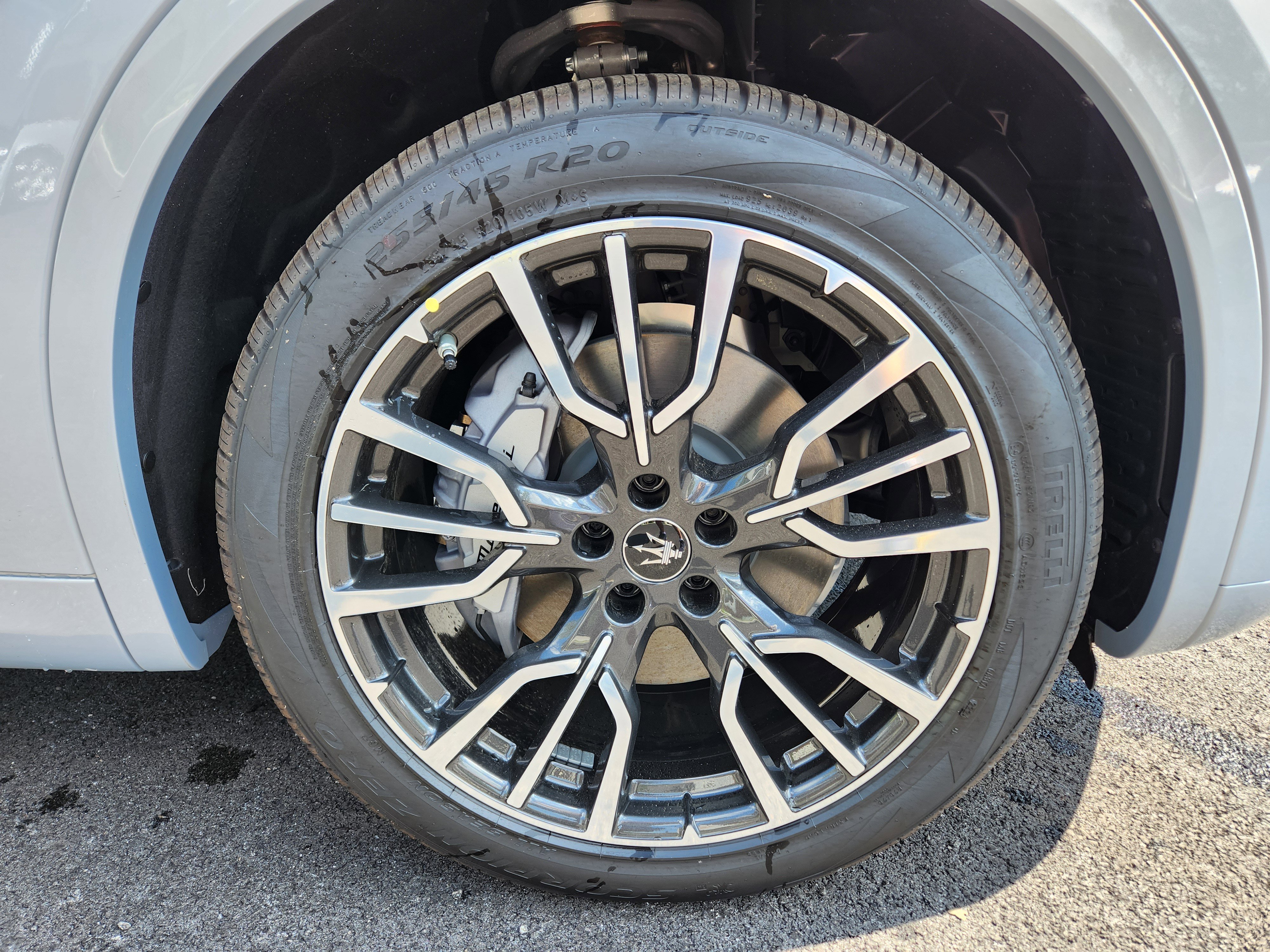 New 2025 Maserati Grecale GT image 7