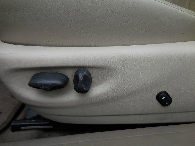 Used 2002 Jaguar X-TYPE 3.0 image 14