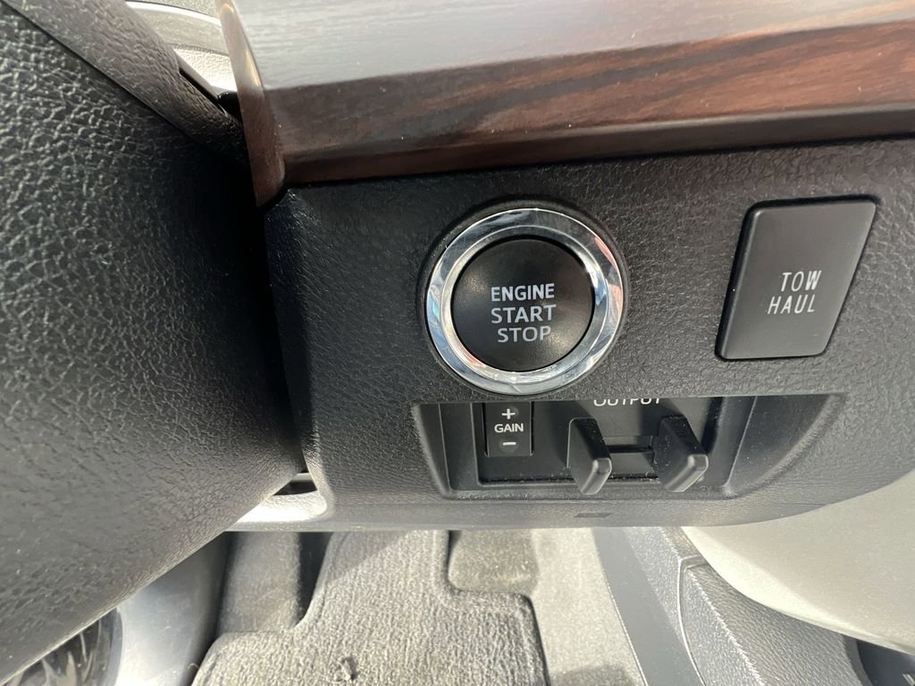 Used 2020 Toyota Tundra Limited w/ Limited Premium Package image 17