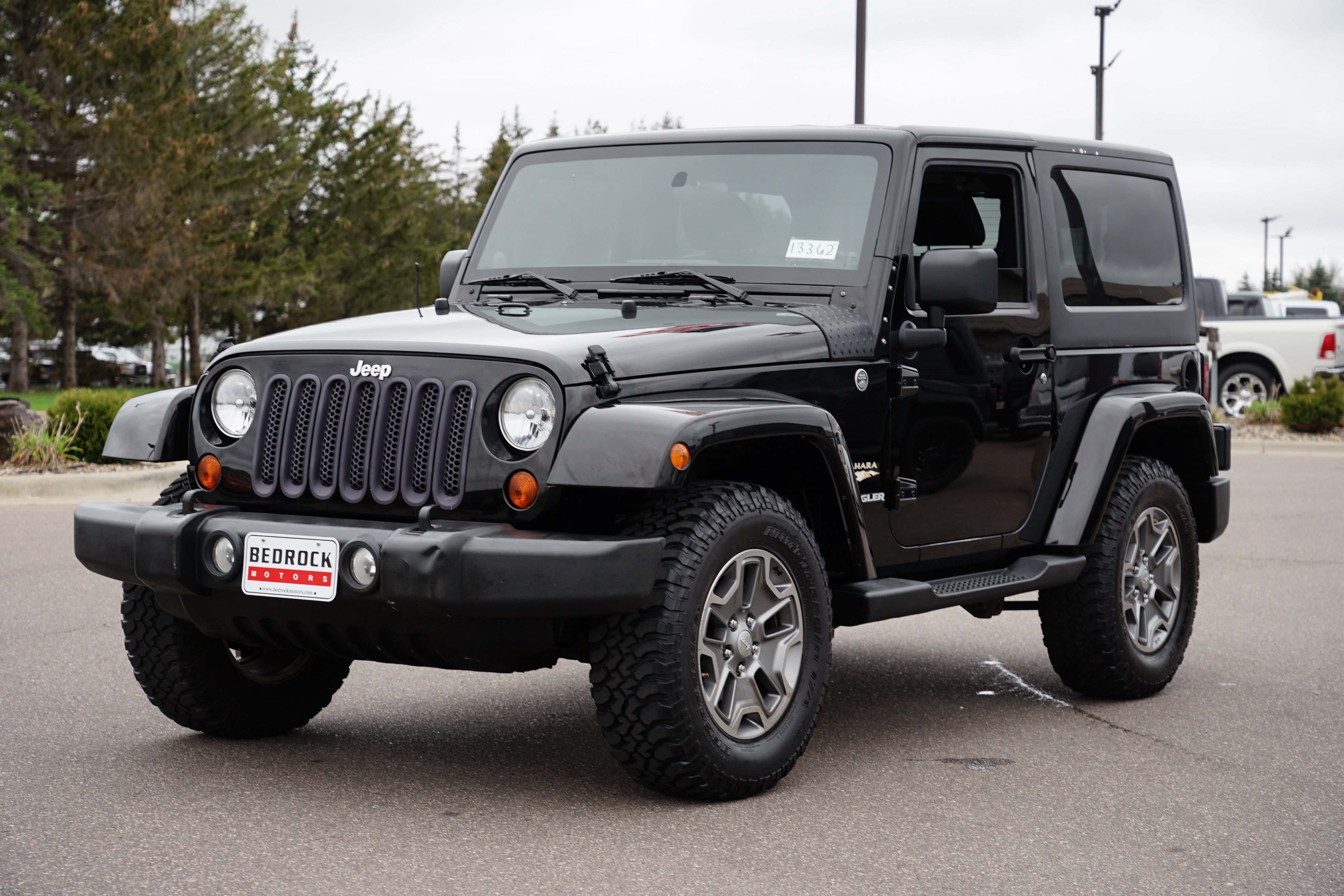 Used 2012 Jeep Wrangler Sahara w/ Dual Top Group AWD/4WD image 7