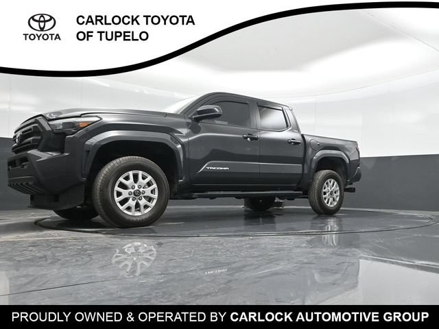 Used 2025 Toyota Tacoma SR5 RWD image 31