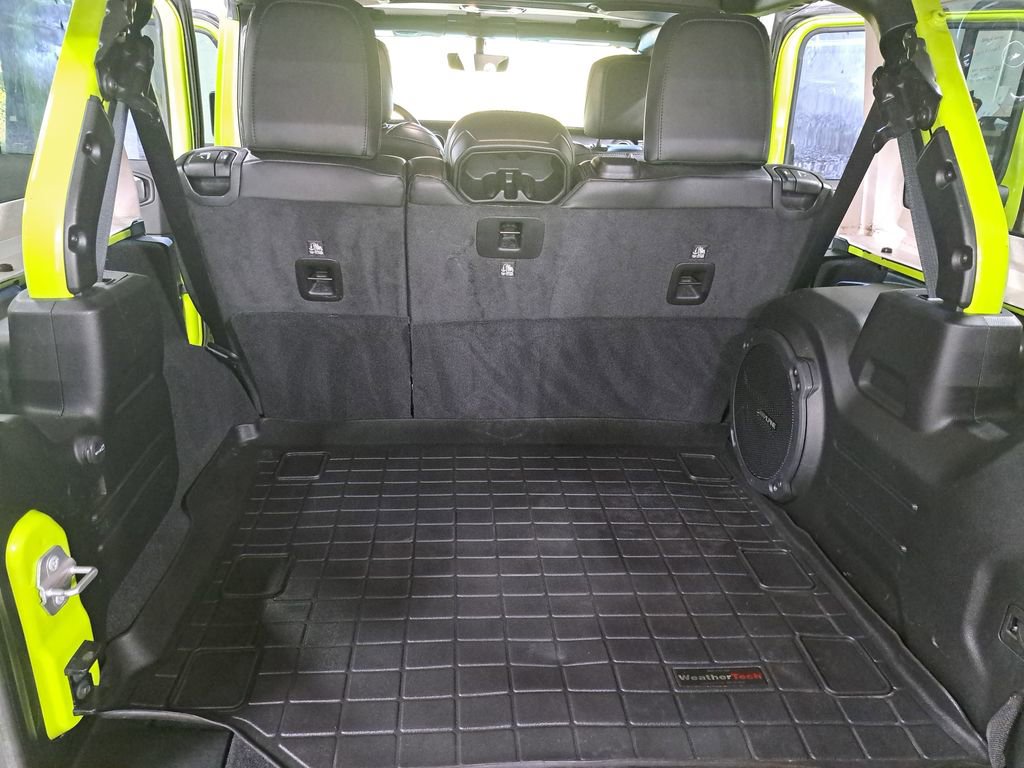 Used 2021 Jeep Wrangler Unlimited Sahara w/ Uconnect 4C Nav & Sound Group image 12