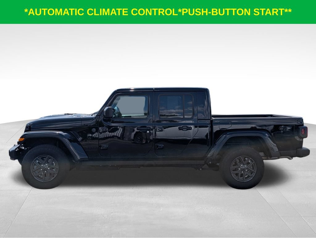 Used 2026 Jeep Gladiator Sport AWD/4WD image 10