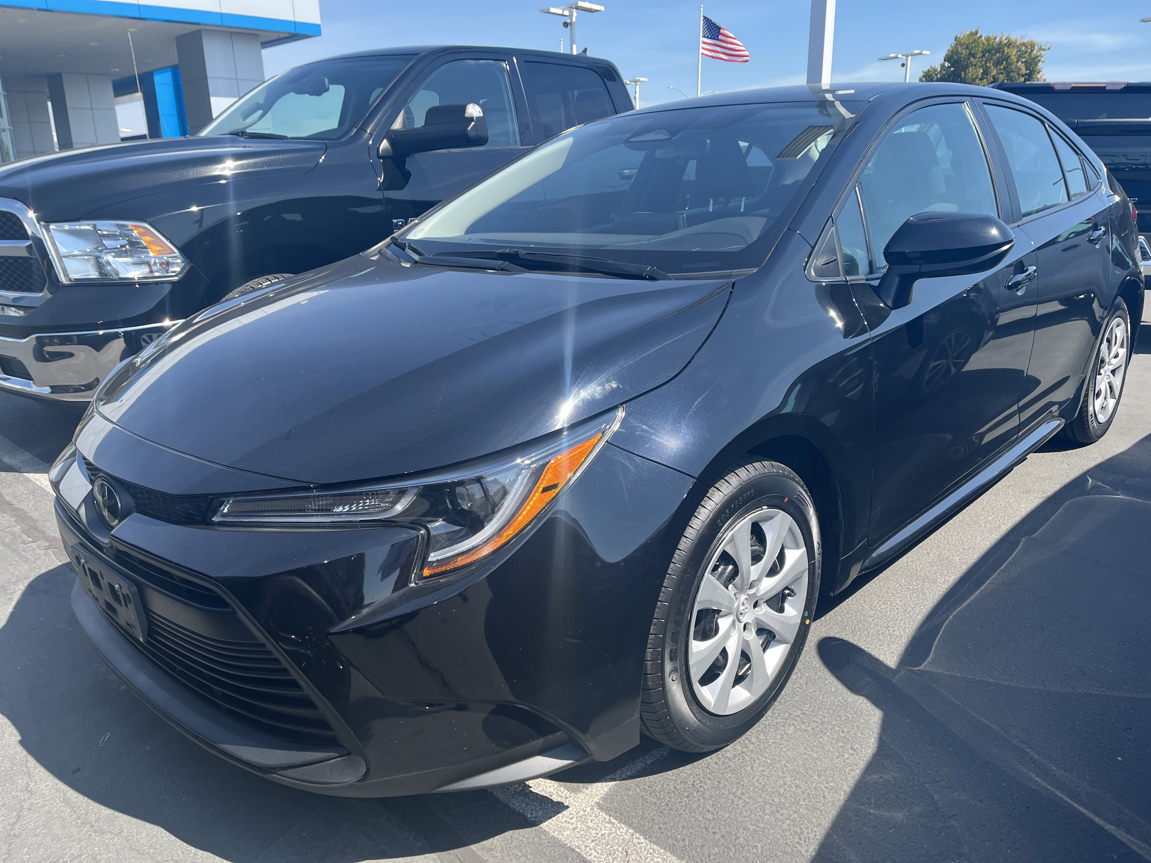 Used 2023 Toyota Corolla LE image 34