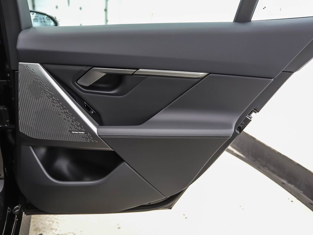 New 2026 BMW 530i xDrive w/ M Sport Package image 25