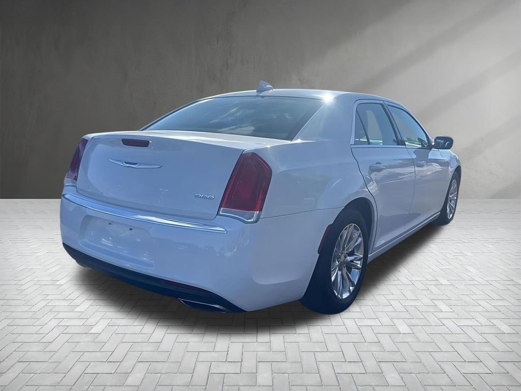 Used 2020 Chrysler 300 Touring L w/ Quick Order Package 2EF RWD image 3