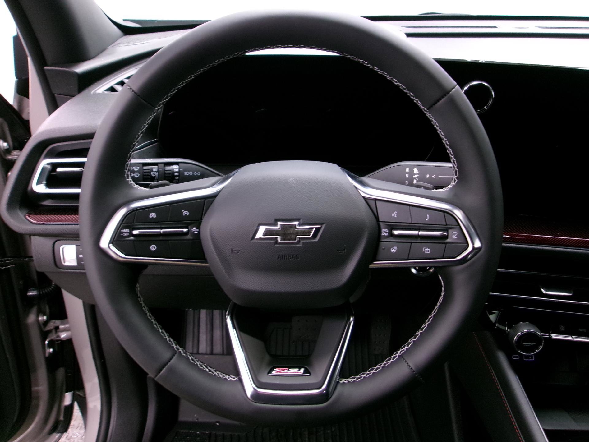 New 2026 Chevrolet Traverse Z71 w/ Driver Confidence Package image 6