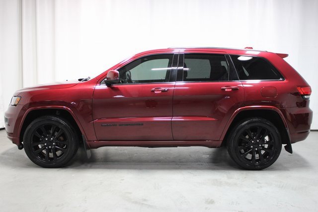 Used 2018 Jeep Grand Cherokee Altitude image 6