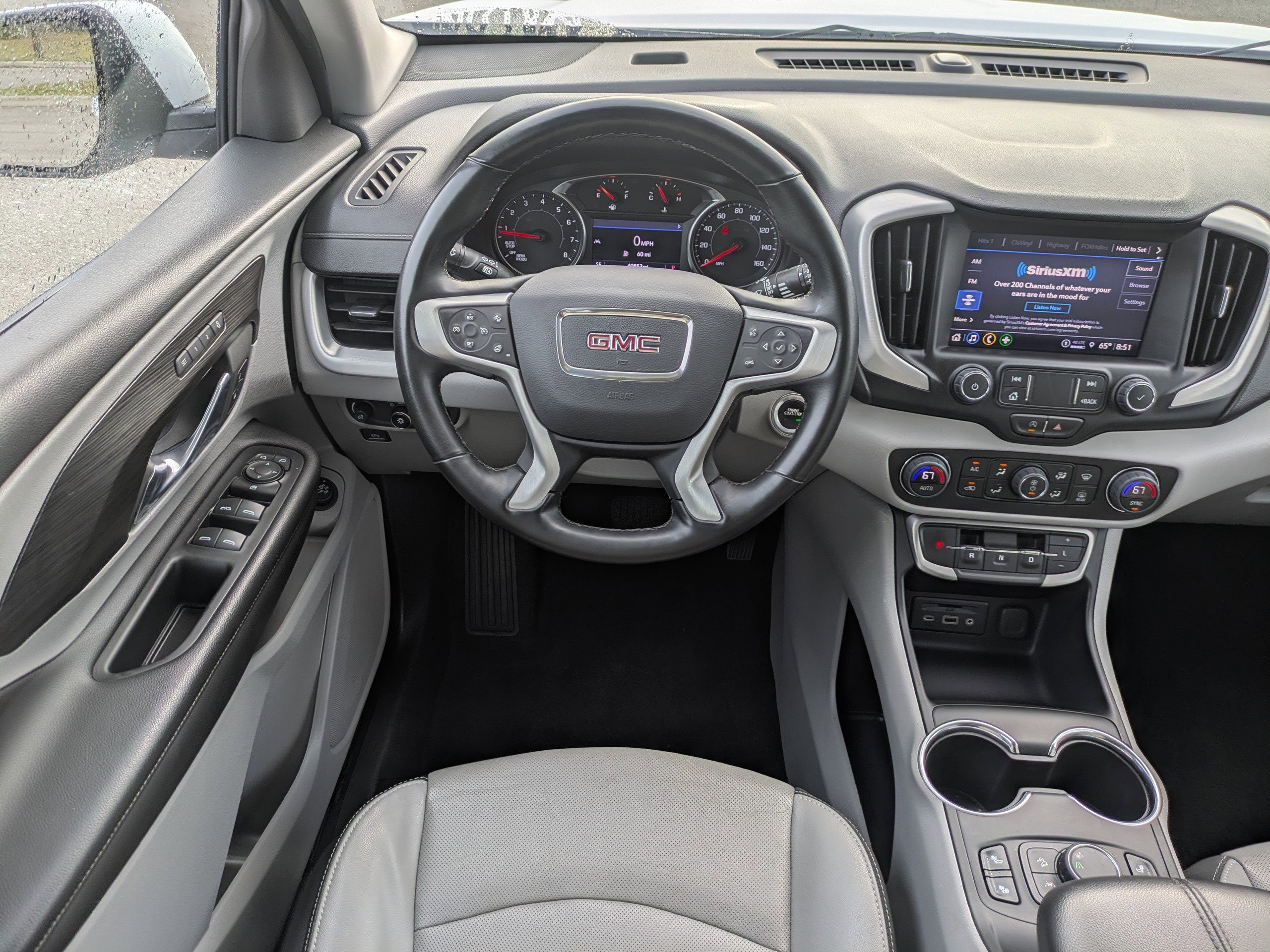 Used 2023 GMC Terrain SLT image 19