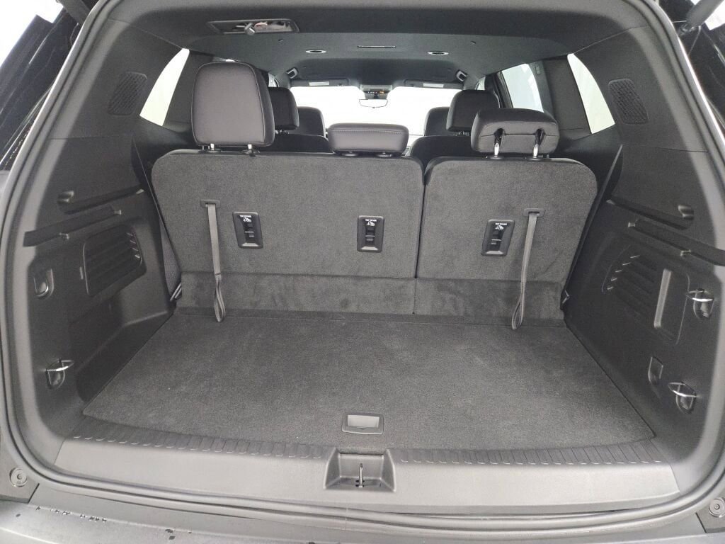 New 2026 GMC Acadia Elevation w/ Black Edition image 18