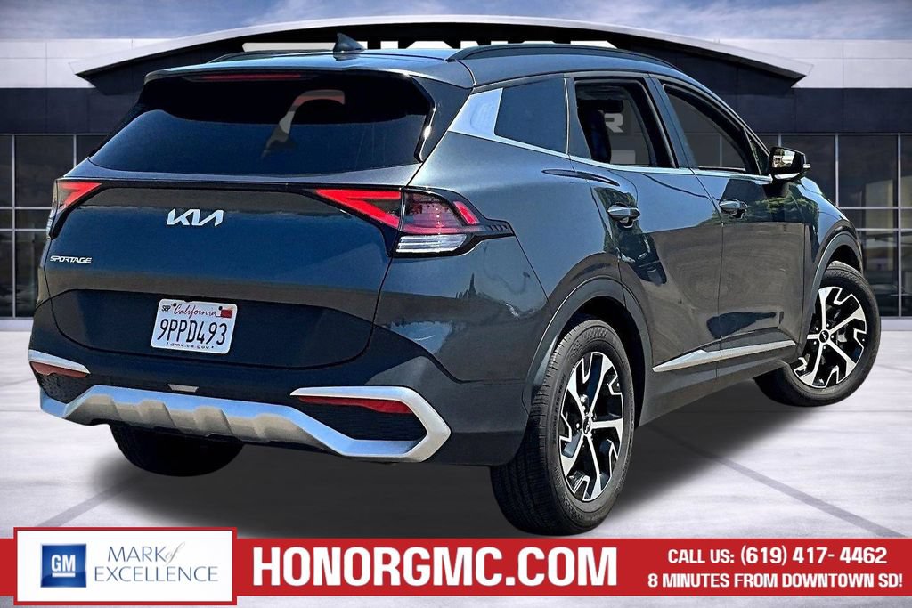 Used 2025 Kia Sportage EX w/ Premium Package FWD image 6