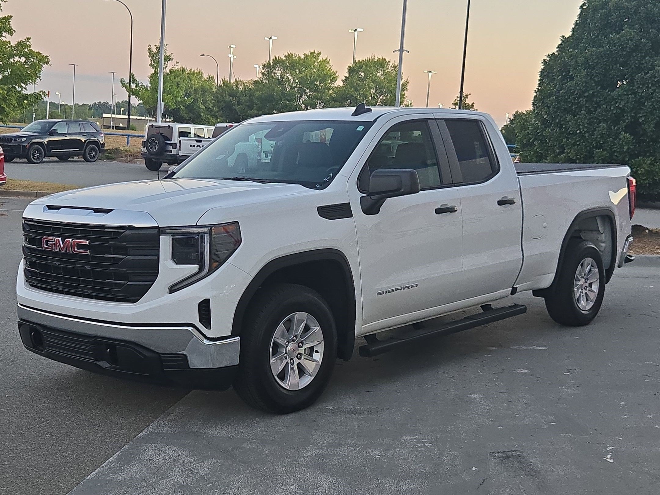 Used 2025 GMC Sierra 1500 Pro w/ Pro Value Package RWD image 3