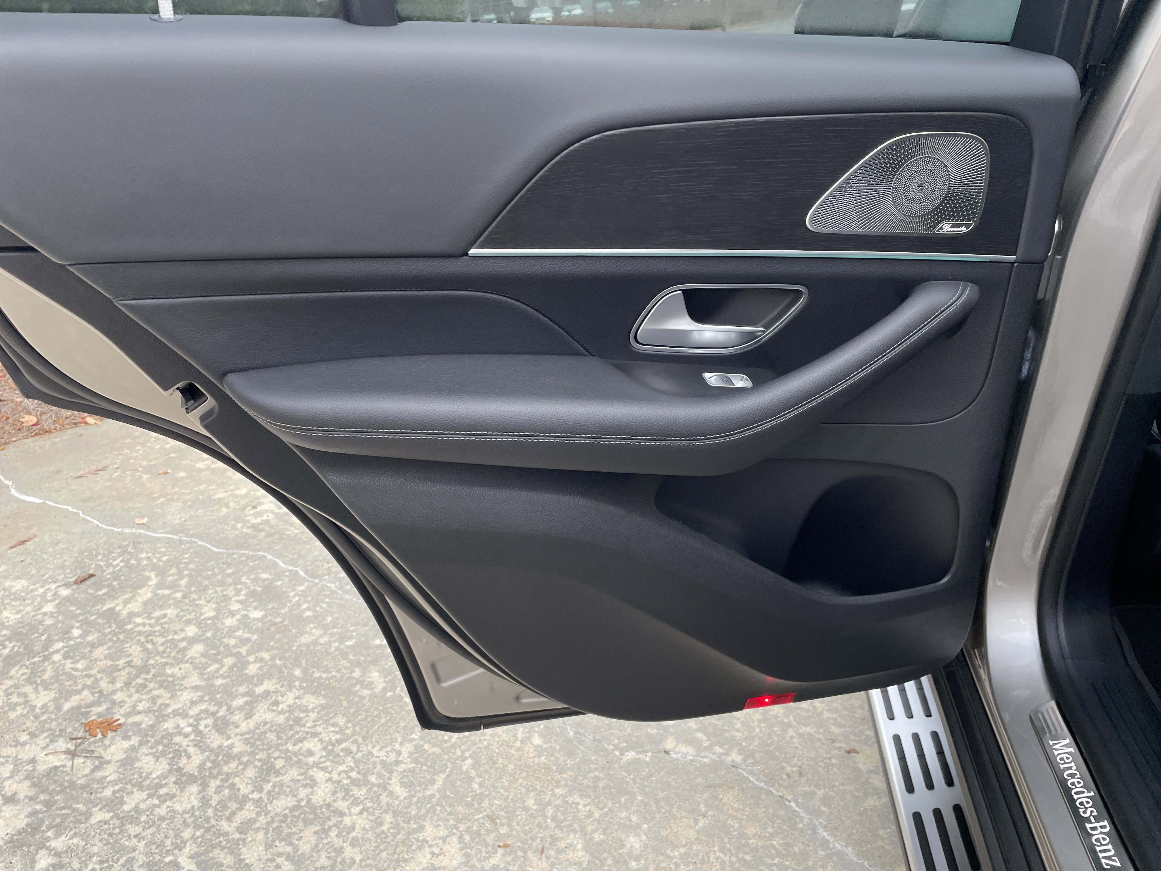 Used 2023 Mercedes-Benz GLE 350 4MATIC image 37