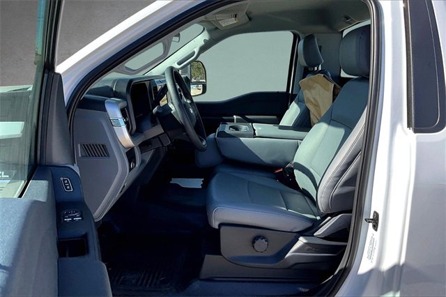 New 2026 Ford F350 XL w/ XL Chrome Package image 6